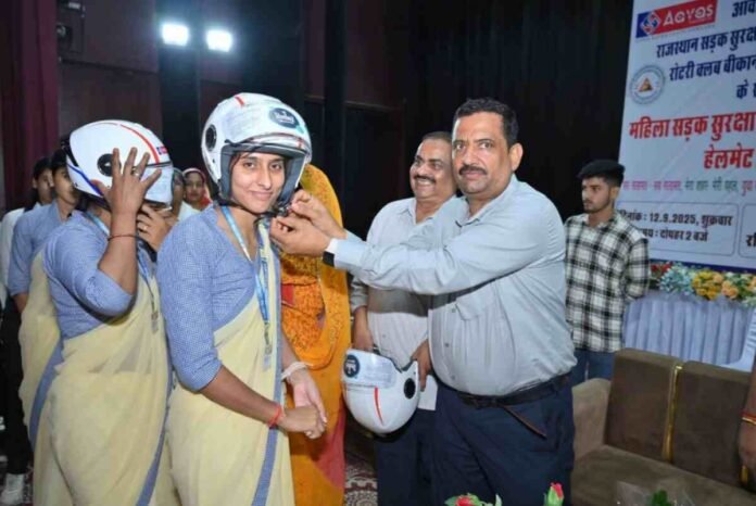 444 (1) Steelbird Helmets, Sar Salamat to Sab Salamat, Life Safety, Youth Safe Nation Safe, Helmet Campaign, Road Safety Movement, Corporates, Trained Ambassadors