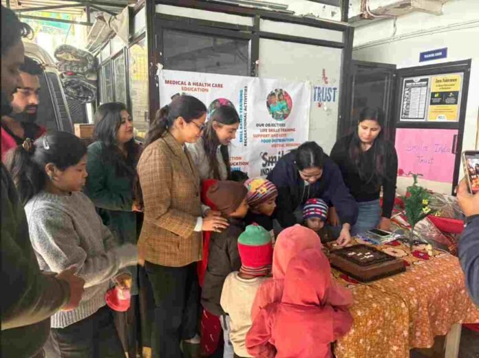 Media Maniacs Group, Smile India Trust, New Year CSR, corporate social responsibility India